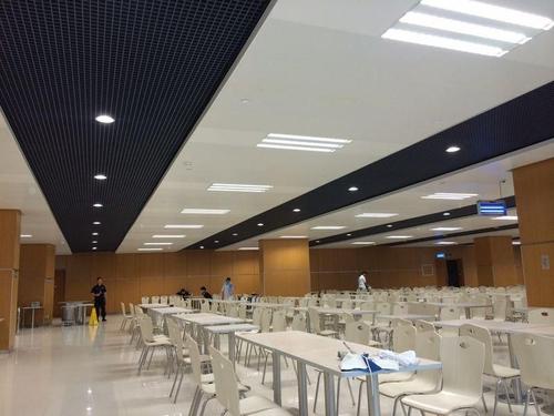 机场吊顶铝扣板-佛山铝天花厂家装修秘籍之机场吊顶材料选什么