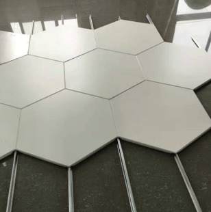 室外条形铝扣板-外墙条形铝扣板效果图-条形户外铝扣板规格