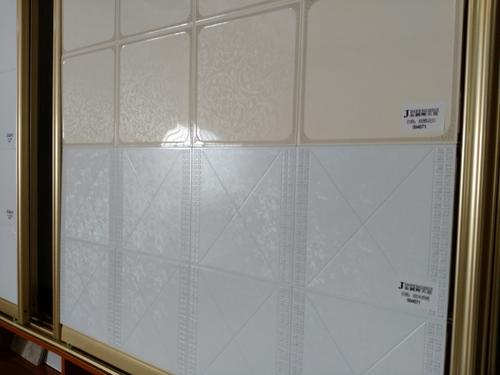 有层次的铝扣板-避免铝扣板吊顶有缝隙