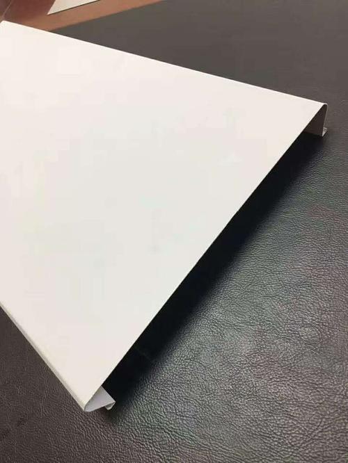 长条厨房铝扣板-厨房长条铝扣板-铝扣板厨房卫生间长条吊顶