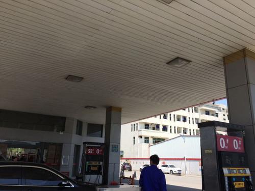 长条铝扣板拼色-长条铝扣板拼色-彩色长条铝扣板