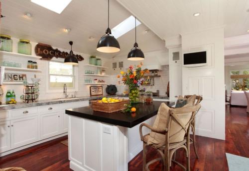 集成吊顶一线品牌有哪些-吊顶材料有哪些