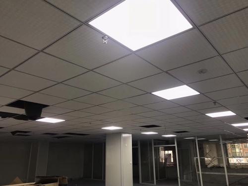 600x600铝扣板吊顶规格-微孔铝扣板600x600吊顶价格-规格为600x600铝扣板吊顶