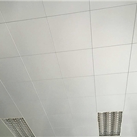 条形铝扣板板厂-防风式条形铝扣板产品