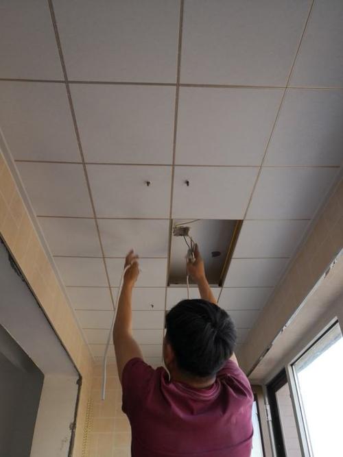 铝扣板价格每平方米多少-铝扣板吊顶每平方多少价钱