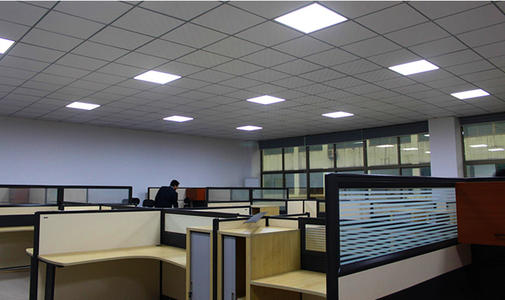 机房专用铝扣板-机房吊顶为什么要用防静电的铝扣板