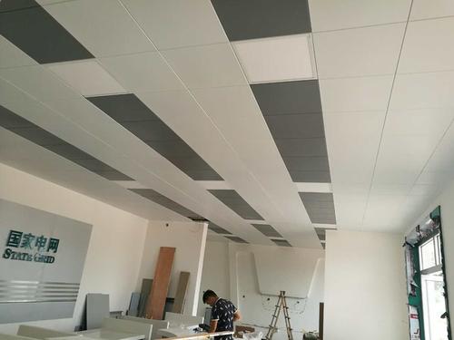 吊顶天花纹铝扣板-厨房铝扣板吊顶厂家告诉你
