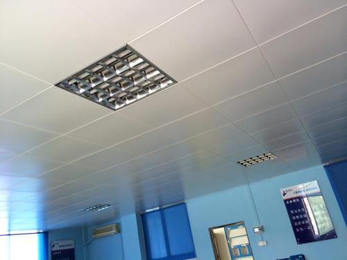 铝扣板吊顶工程-医院吊顶铝扣板为什么被选