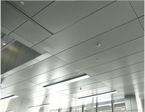 哪个厂的铝扣板比较好-哪家铝扣板吊顶厂家比较好-哪个品牌的铝扣板吊顶比较好