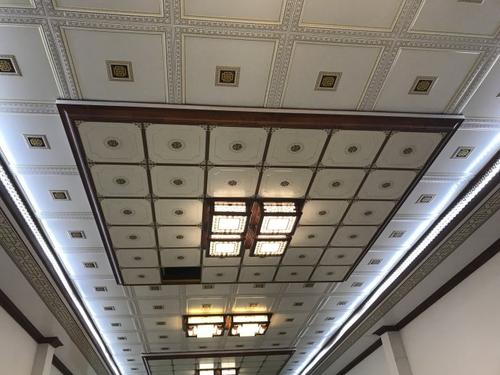 集成吊顶做厅-客厅装铝扣板吊顶好看吗