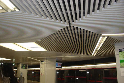 集成吊顶吊丝间距-集成吊顶天花板施工