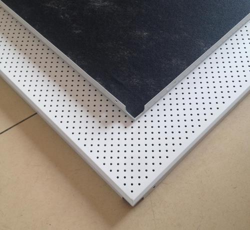 600x600工程铝扣板-医院吊顶工程案例