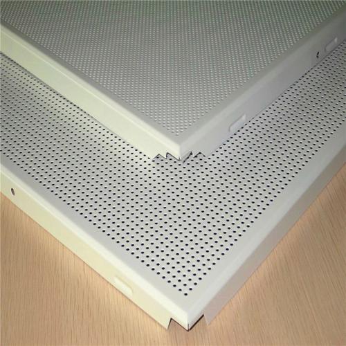 室内装饰铝扣板价格-蜂窝板和铝扣板那个更适合在客厅装