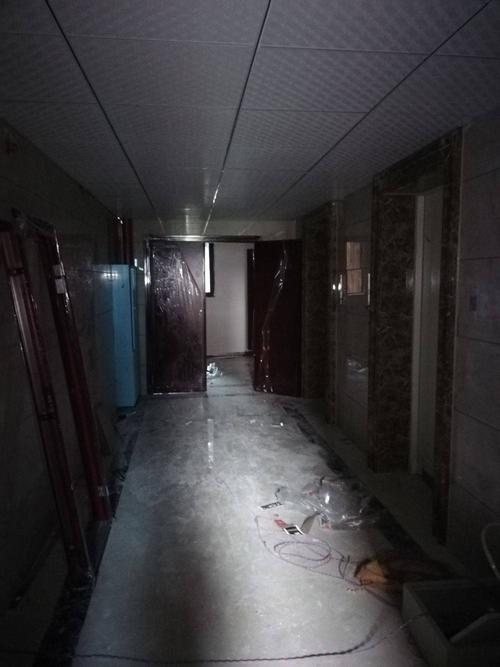 铝扣板吊顶的名牌-如何选购铝扣板吊顶品牌