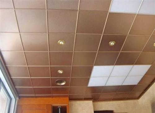 厨房吊顶铝扣板什么颜色好看-卫生间铝扣板吊顶厂家教你