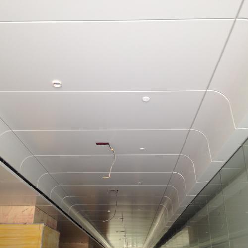 岳阳铝单板网站-铝单板、铝扣板的区别分类和常用规格尺寸