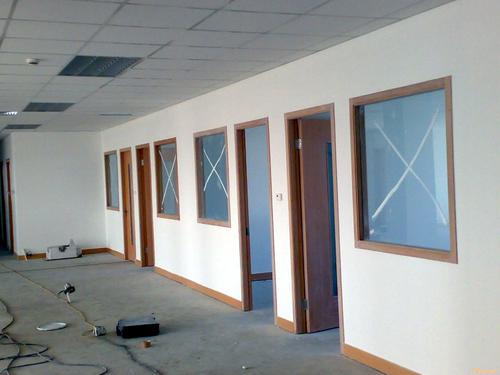 墙面铝扣板联系厂家-来跟着铝扣板批发厂家看看吧