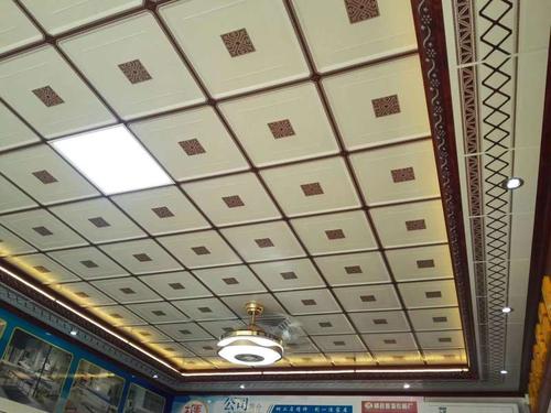 制作集成吊顶材料-铝扣板集成吊顶材料