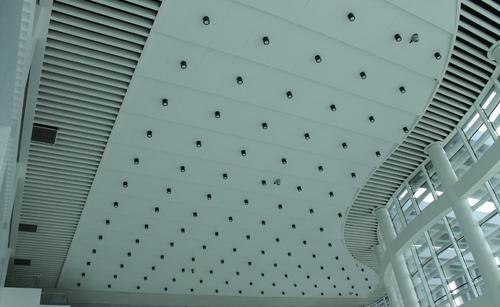 江门铝单板规格-佛山铝天花厂家详解铝单板常用规格和优势