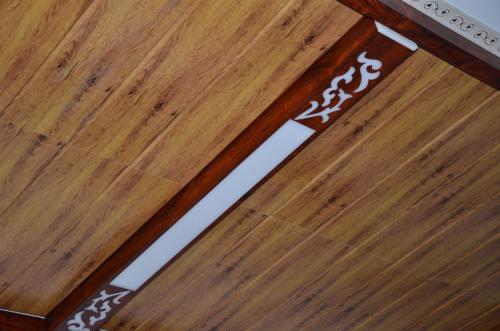 装饰木纹铝扣板-木纹铝扣板的工装吊顶图片-铝扣板木纹铝