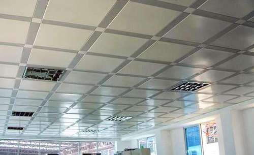 方形铝扣板价格-包工包料扣板吊顶价格