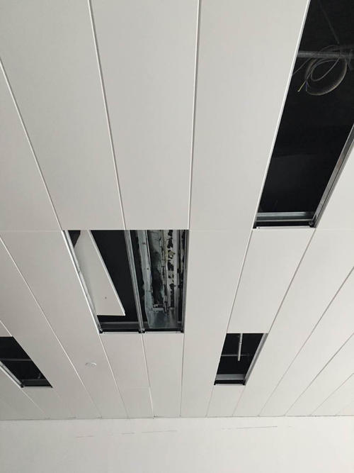 吊铝扣板吊顶多少钱一块-集成吊顶铝扣板多少钱一平方