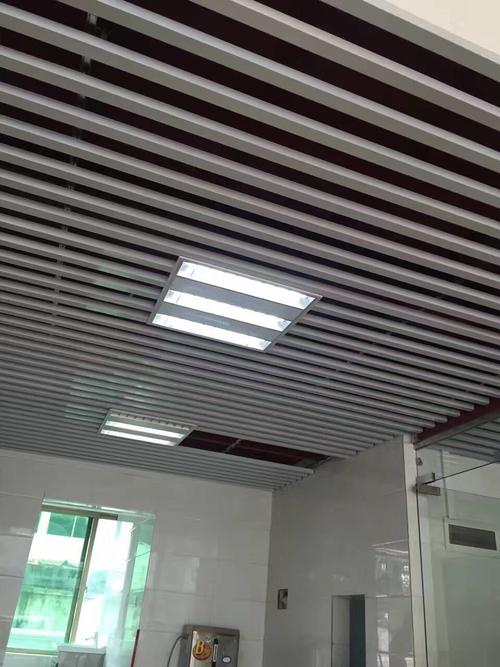 上海铝方通供应商-型材铝方通厂家之铝方通安装怎么装