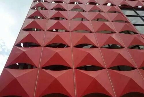 国内铝单板冲孔板-冲孔铝天花厂家讲讲冲孔铝天花的优点及规格型号有哪些