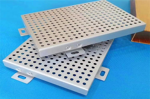 铝扣板和冲孔铝板-穿孔铝扣板用途和优点有哪些