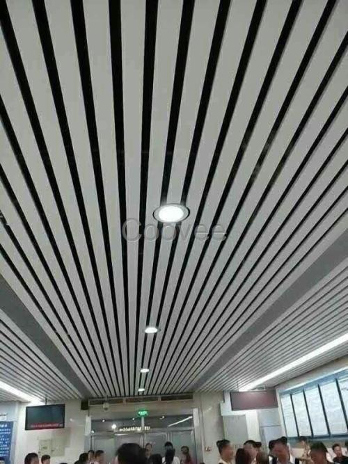 铝扣板天花优点-佛山铝天花厂家告诉你