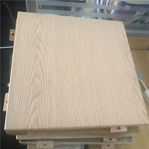 新疆木纹铝单板-木纹铝单板特点概述以及影响价格因素