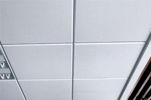 铝扣板对角价格-信阳铝扣板价格对比-600x600三角对角铝扣板