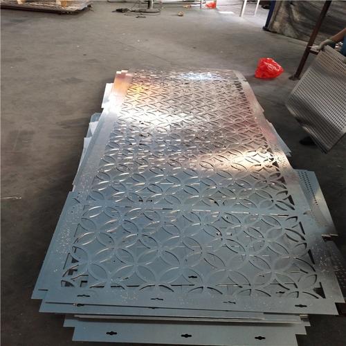 天津生产铝扣板的厂家-吊顶铝扣板用的什么铝