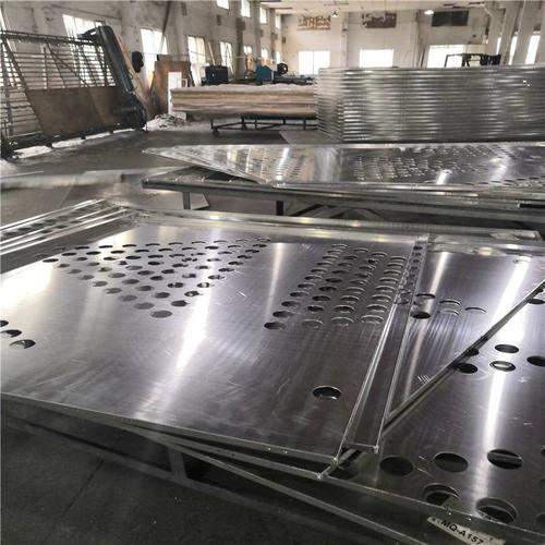 雄安铝单板供应商-如何在众多铝天花厂家中选择好的供应商