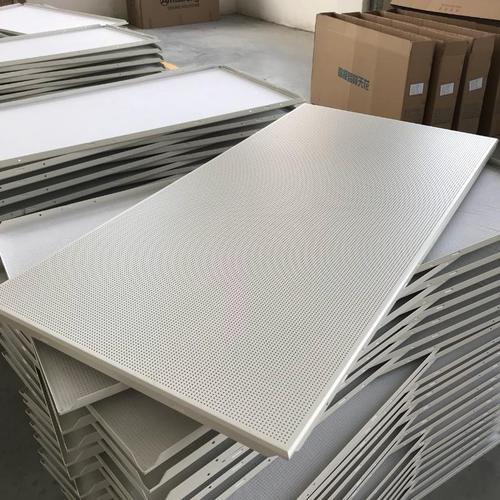 铝合金方板吊顶-方形铝扣板与铝合金方板区别-铝合金方板吊顶与铝扣板区别