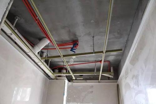 厨房卫生间铝扣板厚度-厨房卫生间吊顶选哪种材料