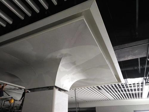 淮北铝扣板-加油站防风铝扣板厂家讲加油站防风铝扣板多少钱一平