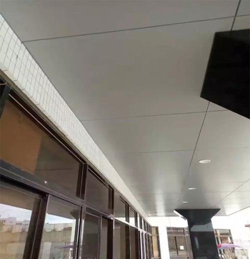 烟台喷涂铝单板-想知道铝单板的优点有什么