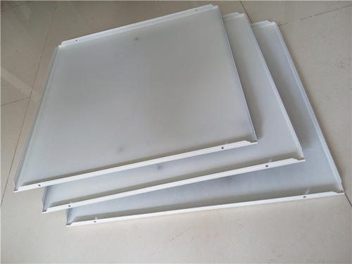 暗架铝扣板明架-暗架铝扣板300450-明架与暗架铝扣板区别