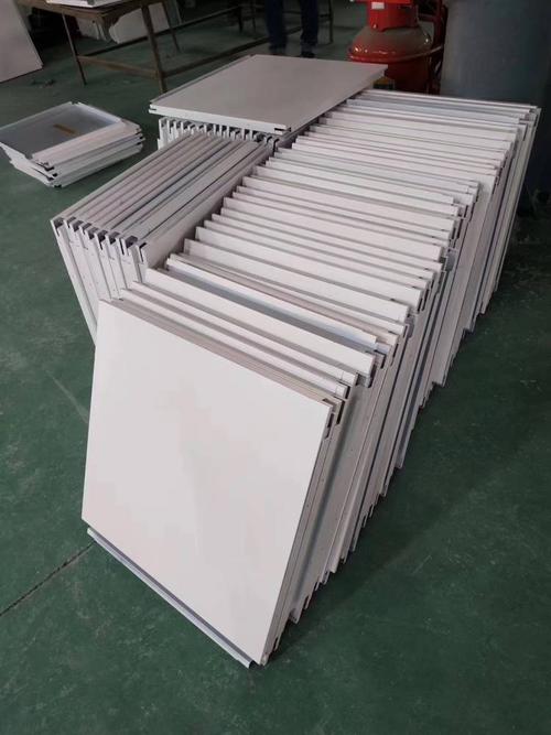 不锈钢集成吊顶-集成吊顶铝扣板格子好看不-铝扣板算不算集成吊顶