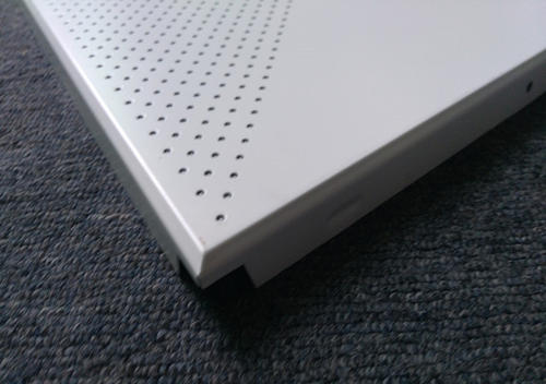 集成吊顶铝扣板多少钱一块-客厅吊顶多少钱呢一平