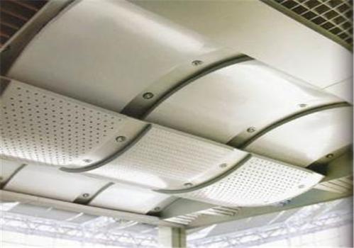 武威铝扣板-跟着铝扣板批发厂家一起来看看吧