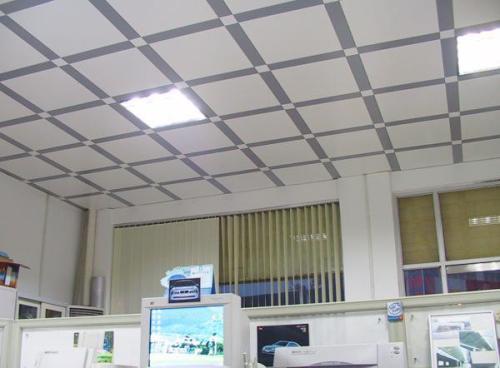 铝扣板是防火材料吗-铝扣板和铝扣板吊顶能抵抗吗