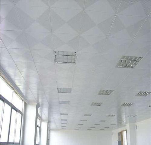 厂房集成吊顶材料-想知道厨房吊顶材料怎么选