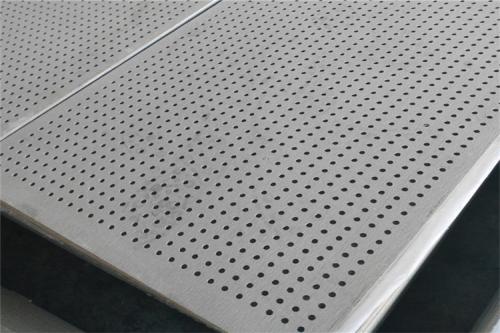 铝扣板吸音板厂家-微孔铝扣板和穿孔铝扣板