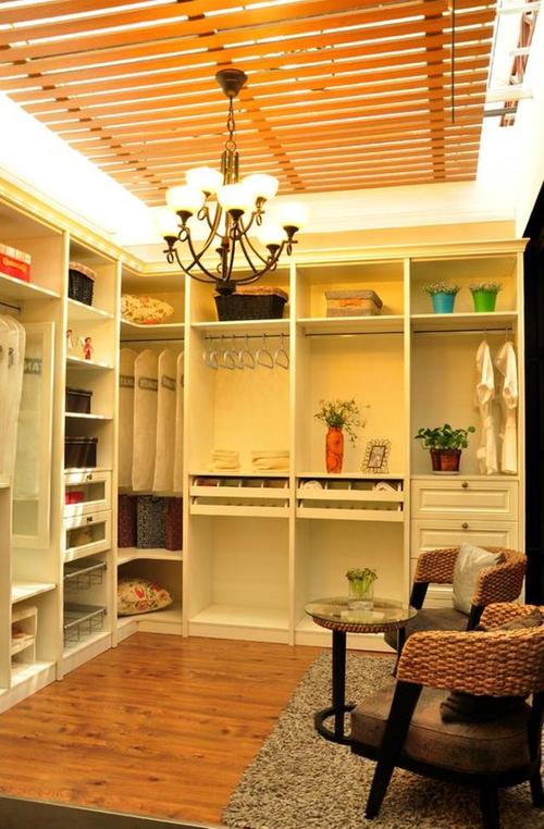 个性铝扣板-防风铝扣板生产厂家表示现在开讲