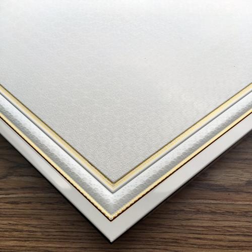 新款铝扣板-铝扣板和PVC哪个好