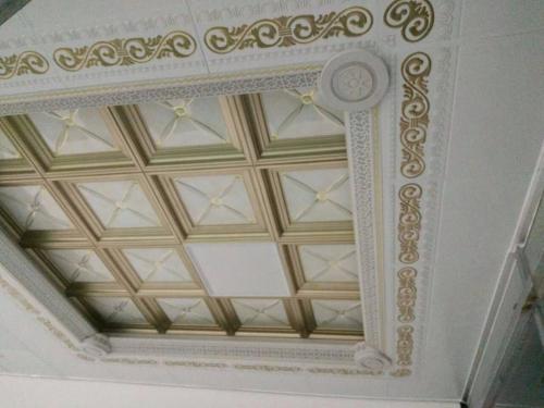 多色铝扣板-铝扣板还是铝塑板好