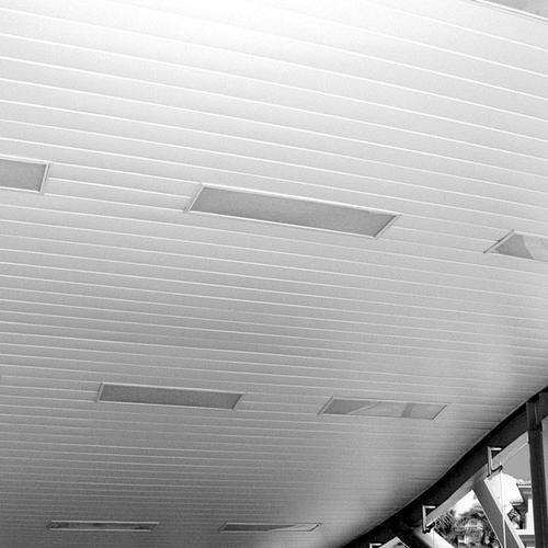 铝扣板生产厂家有几家-铝扣板生产厂家说学会这几招