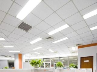 铝扣板简约风格吊顶图片-现代简约风铝扣板吊顶效果图